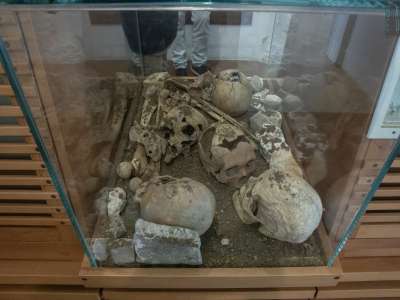 Le spoglie sono oggi conservate nel Museo Civico Archeologico del Pulo...